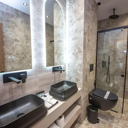 Noam Luxury Hotel Sarandë