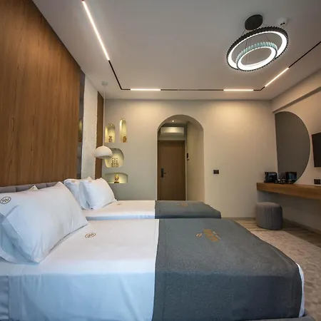 Noam Luxury Hotel 4*