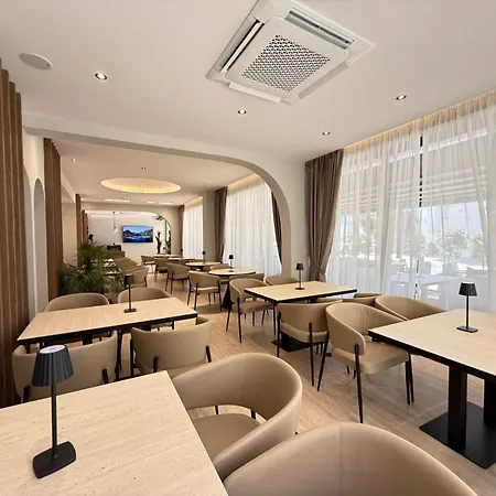 Noam Luxury Hotel Sarandë